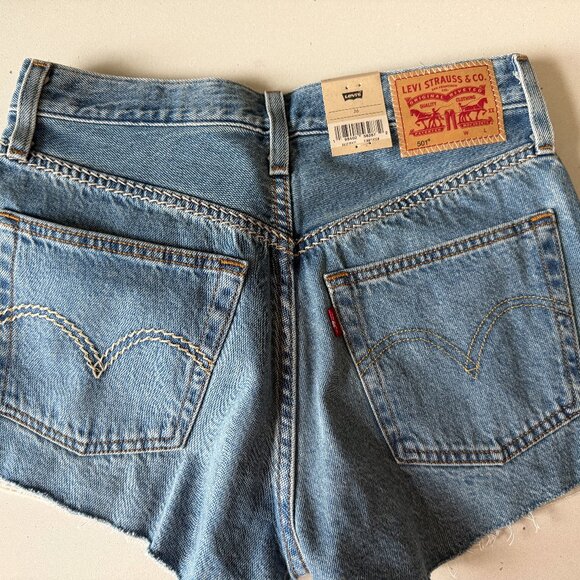 Levi's 501 Switch Stitch Shorts - Picture 3 of 5